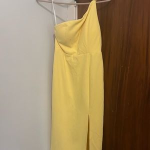 *Never worn yellow midi dress